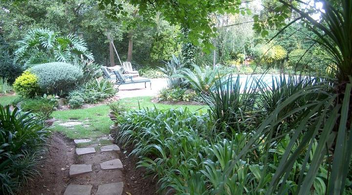 Riverbend Country House