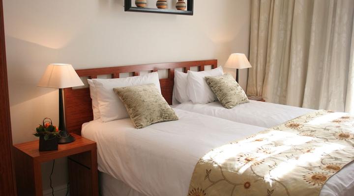 Cascade Country Manor