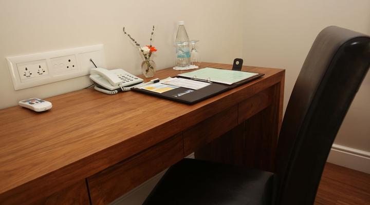 Cascade Country Manor