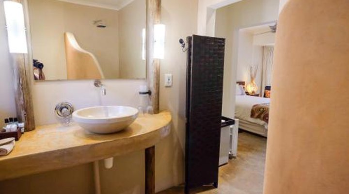 Afrikhaya Guest House