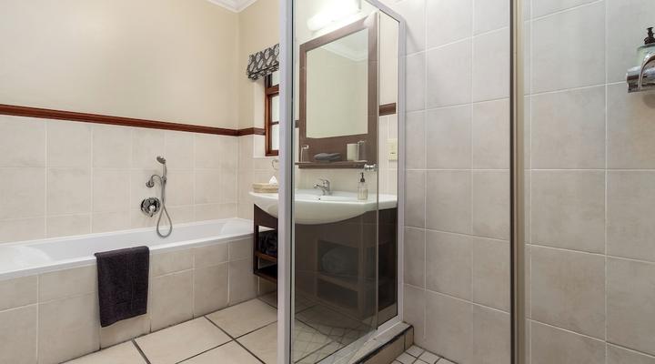 Noordhoek Village Hotel