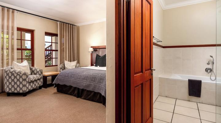 Noordhoek Village Hotel