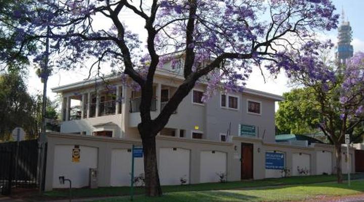 Muckleneuk Guest House