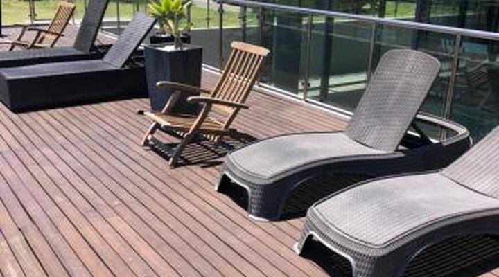 Infinity Self Catering Beachfront Apartment 302