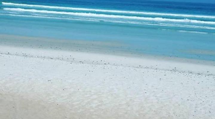 Infinity Self Catering Beachfront Apartment 302