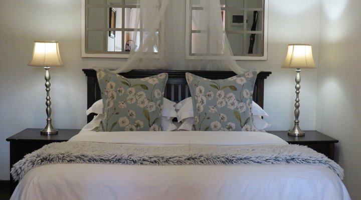 Dinkwe Lodge & Guest House