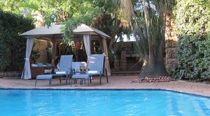 Dinkwe Lodge & Guest House