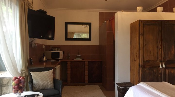 Dinkwe Lodge & Guest House