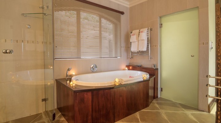 Villa Paradisa Guest House