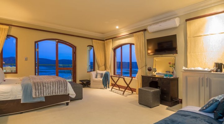 Villa Paradisa Guest House