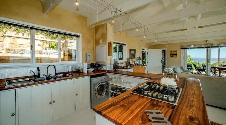 Blue Bay View Guesthouse