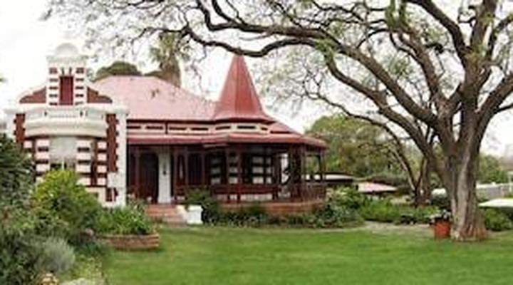 Melvin Residence Guest House