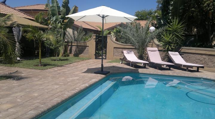 Madidinkwe Guest Villa