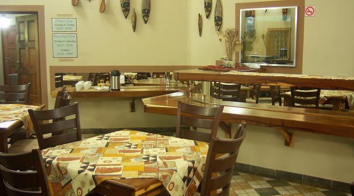 Madidinkwe Guest Villa