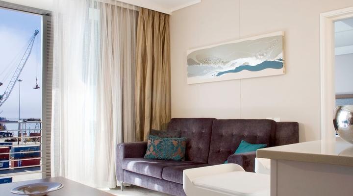 aha Harbour Bridge Hotel & Suites