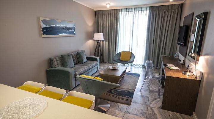 aha Harbour Bridge Hotel & Suites