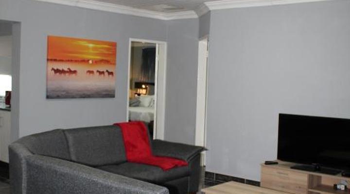 El Gran Chaparral Guest House