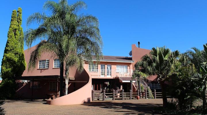 El Gran Chaparral Guest House