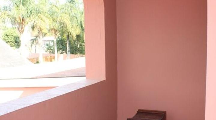 El Gran Chaparral Guest House