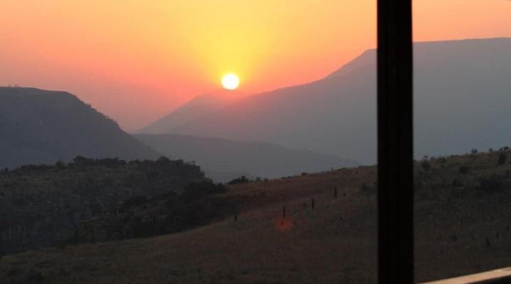 Acra Retreat Mountain View Lodge