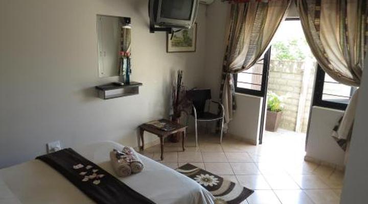 Virginia Forest Lodge