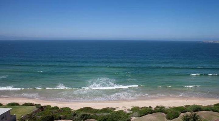 Diaz Beach Apartment