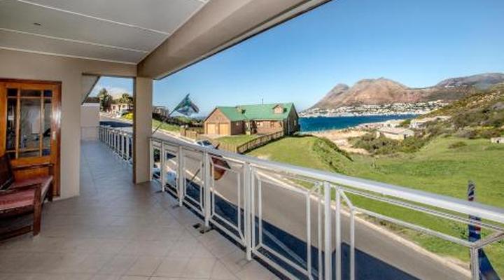 15 On Penguin Guesthouse