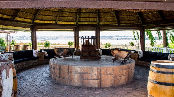 Flamingo's Nest Guest House & Conference Centre