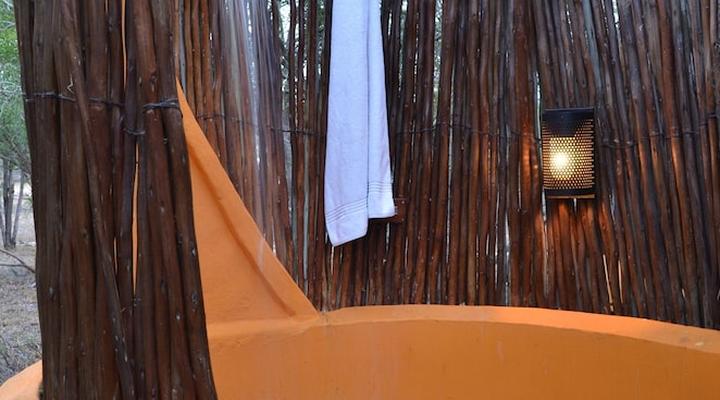 Hoyo Hoyo Safari Lodge