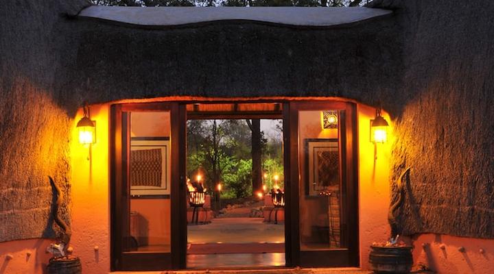 Hoyo Hoyo Safari Lodge