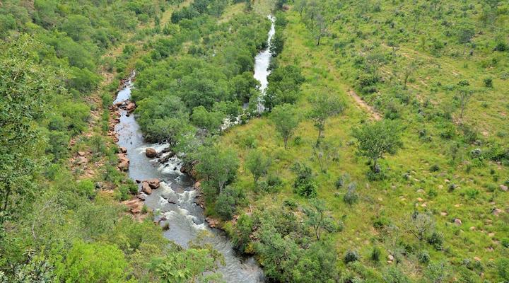 Clifftop Exclusive Safari Hideaway