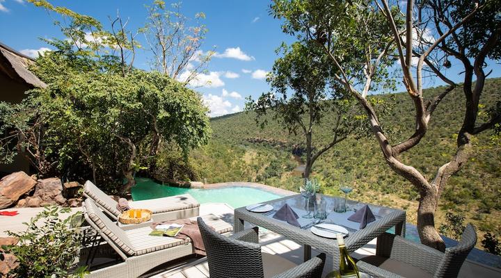 Clifftop Exclusive Safari Hideaway