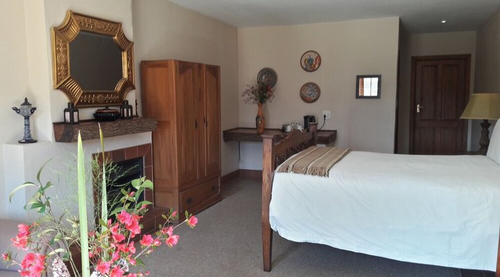 The Bend Country House