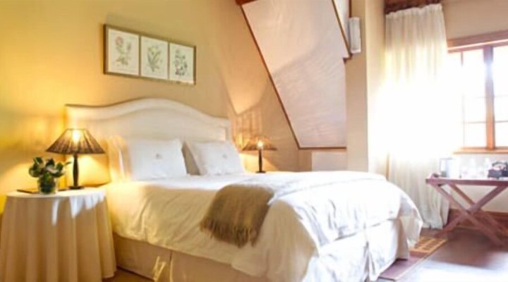 The Bend Country House