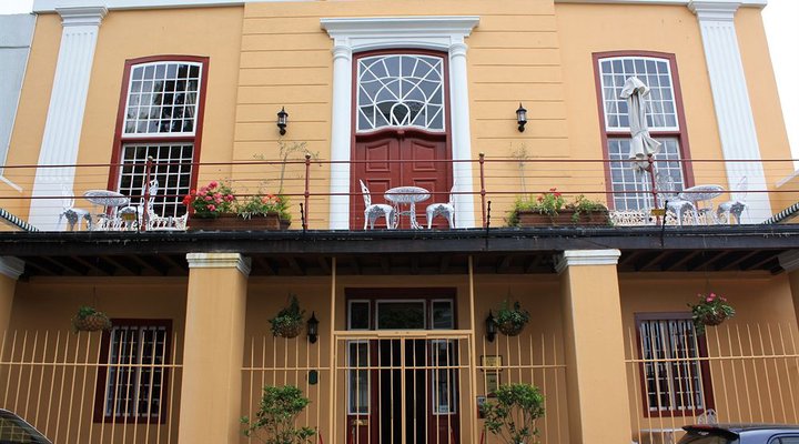 Dutch Manor Antique Hotel