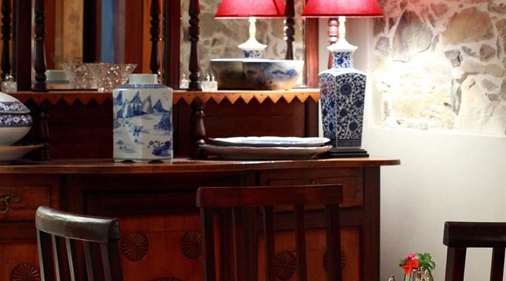 Dutch Manor Antique Hotel