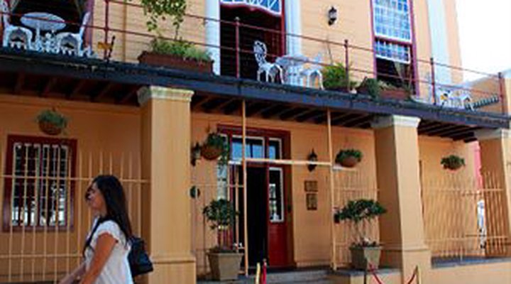 Dutch Manor Antique Hotel