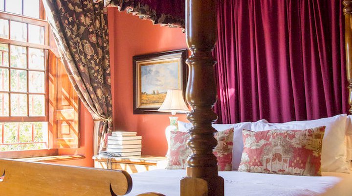 Dutch Manor Antique Hotel