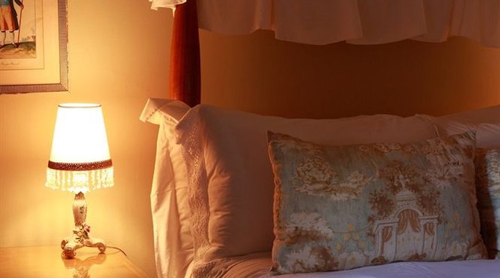 Dutch Manor Antique Hotel