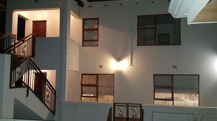 Magaliqua Guest House