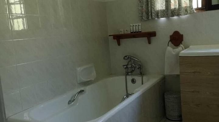 Brackens Guest House