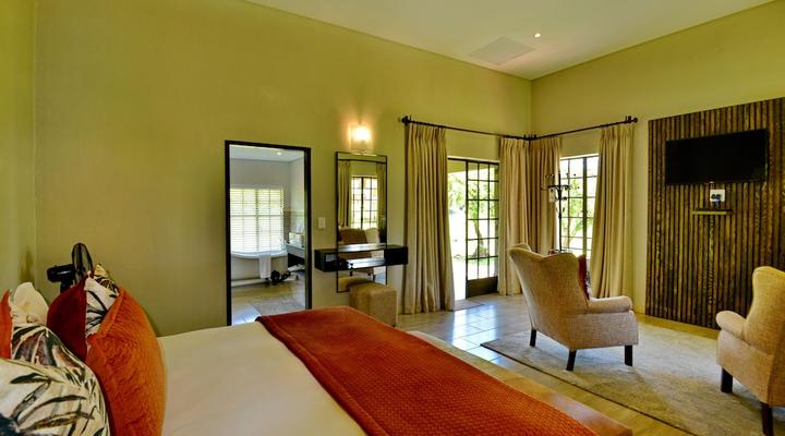 African Hills Safari Lodge & Spa