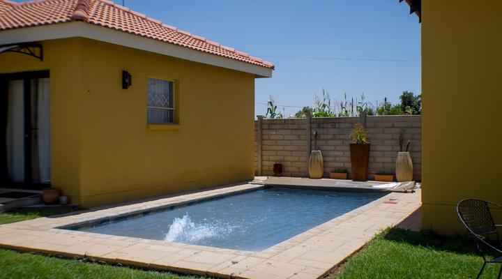 Seroloana Guest House