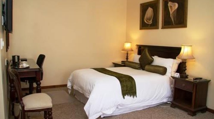 26 On Chamberlain Guest House