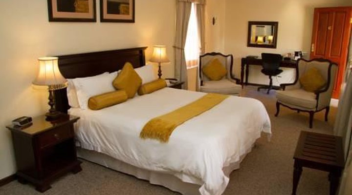 26 On Chamberlain Guest House