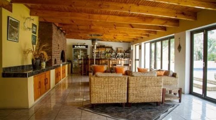 26 On Chamberlain Guest House