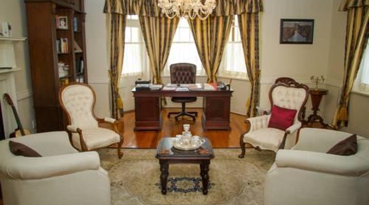 26 On Chamberlain Guest House