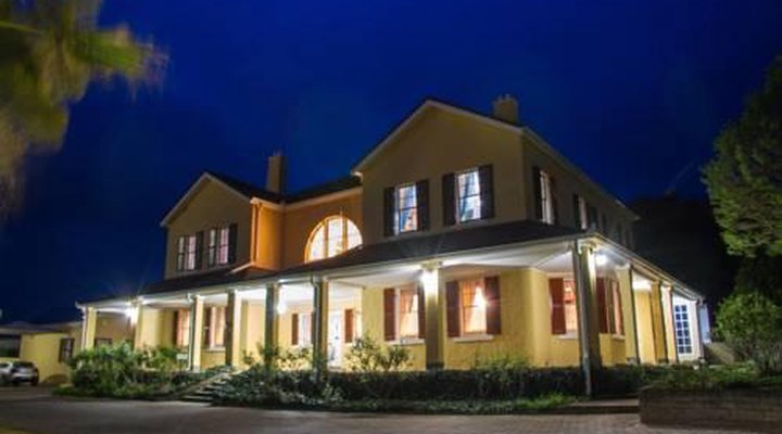 26 On Chamberlain Guest House