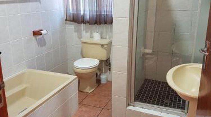 Oppi Rotse Guesthouse