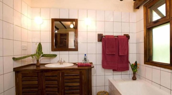 Moivaro Coffee Plantation Lodge